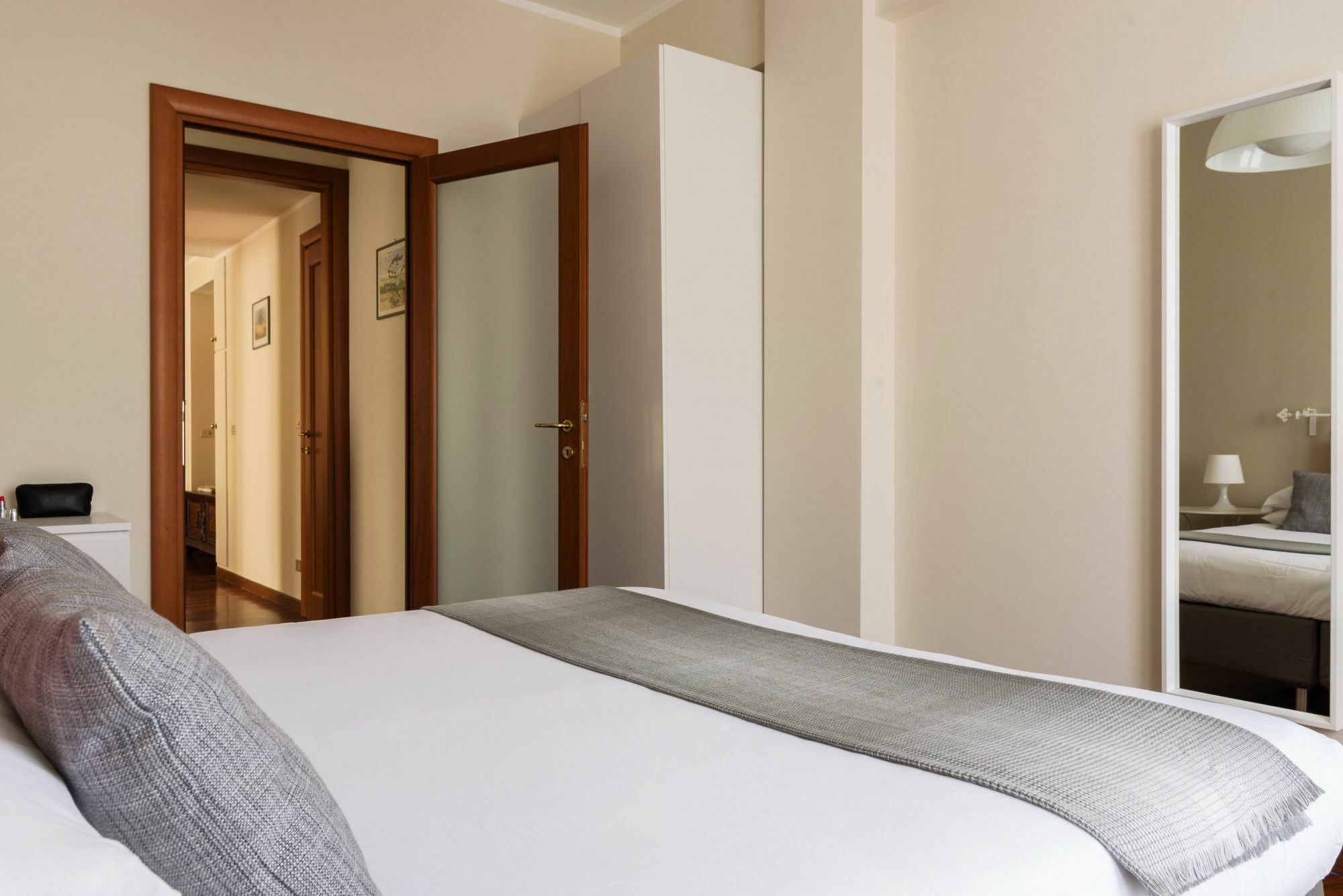 Homeathotel - Reina