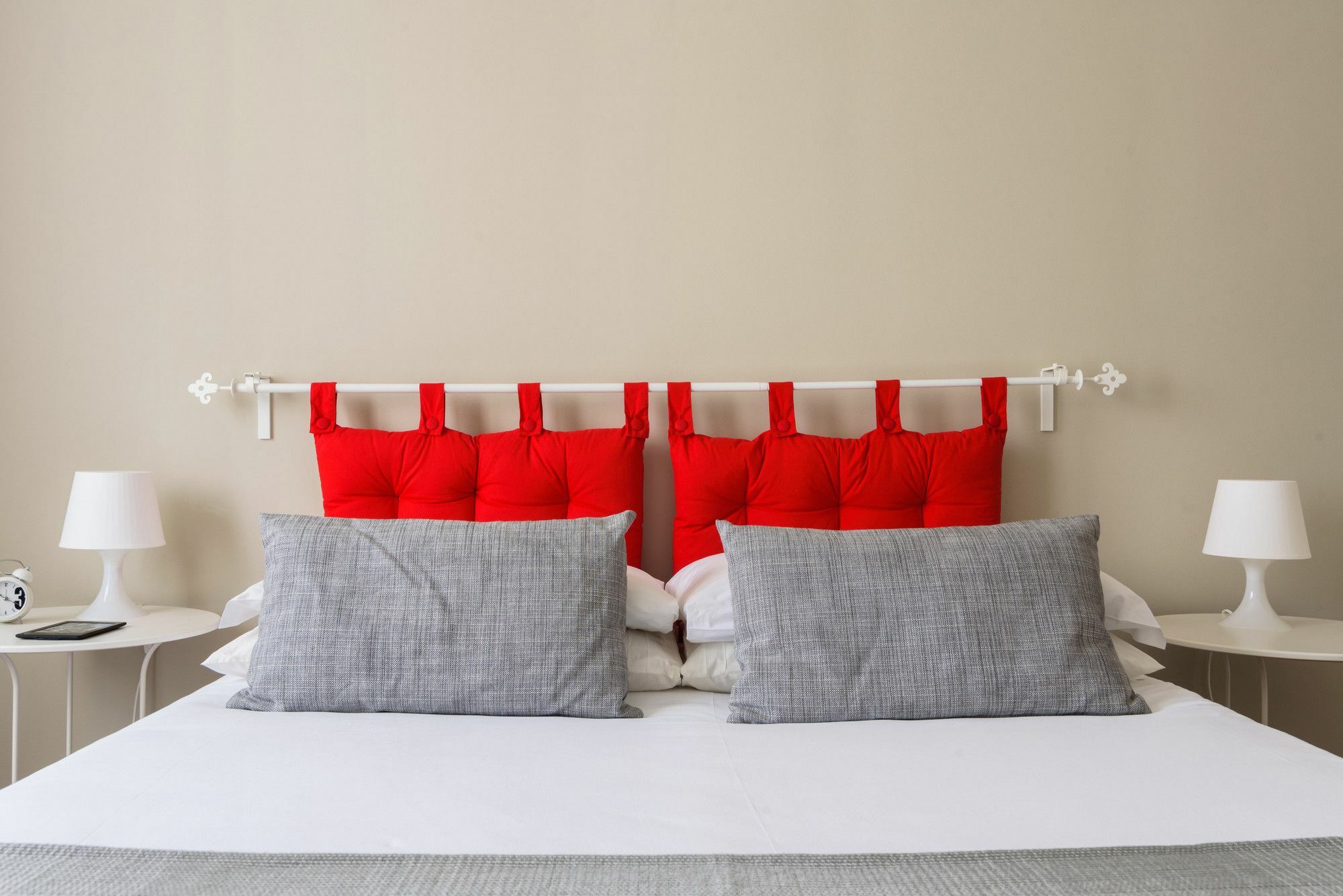 Homeathotel - Reina Milan